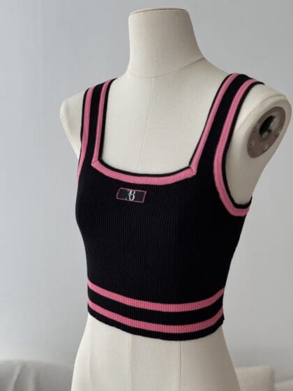 Alternative view of Cupid Top in Black