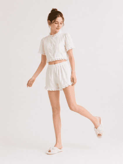 Alternative view of Sun-Kissed Hemline Top in White