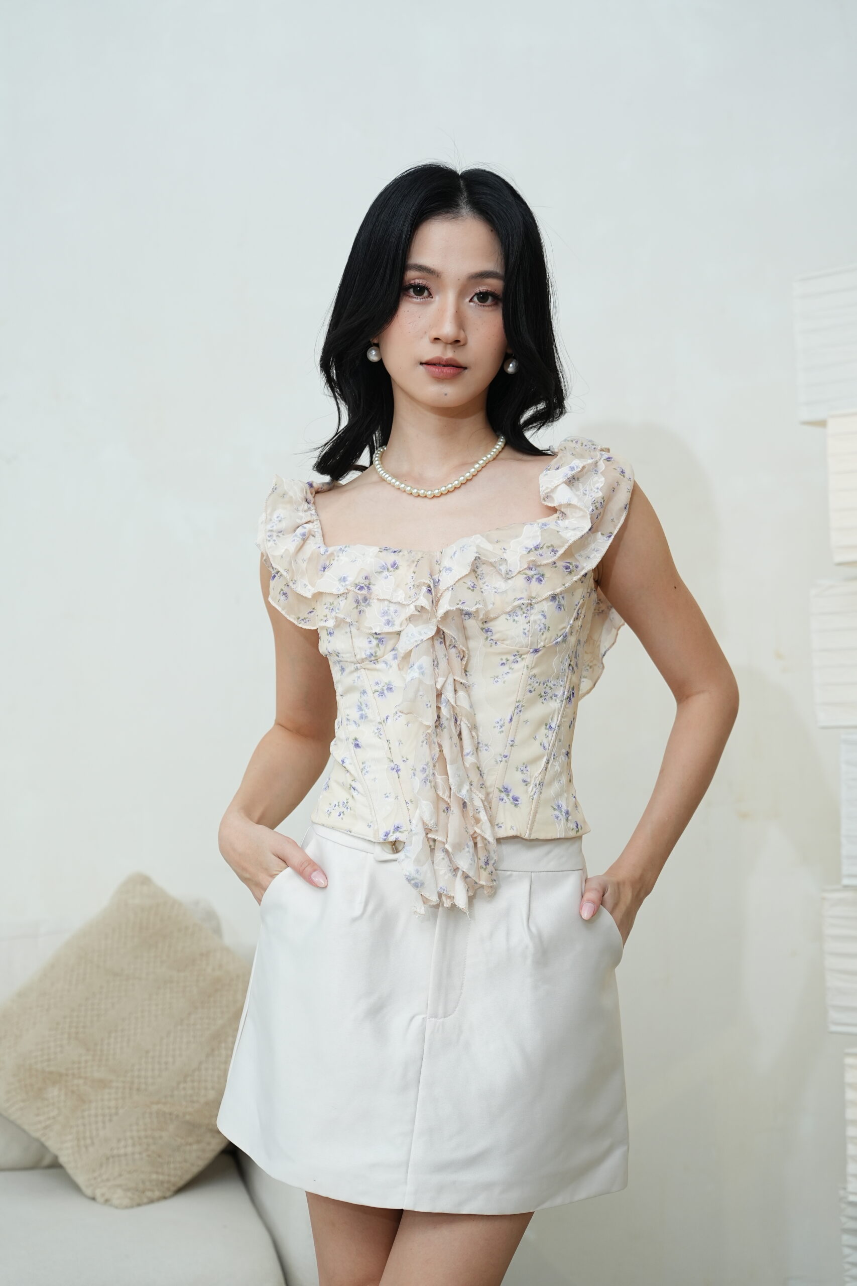 Waterlily Corset in Cream