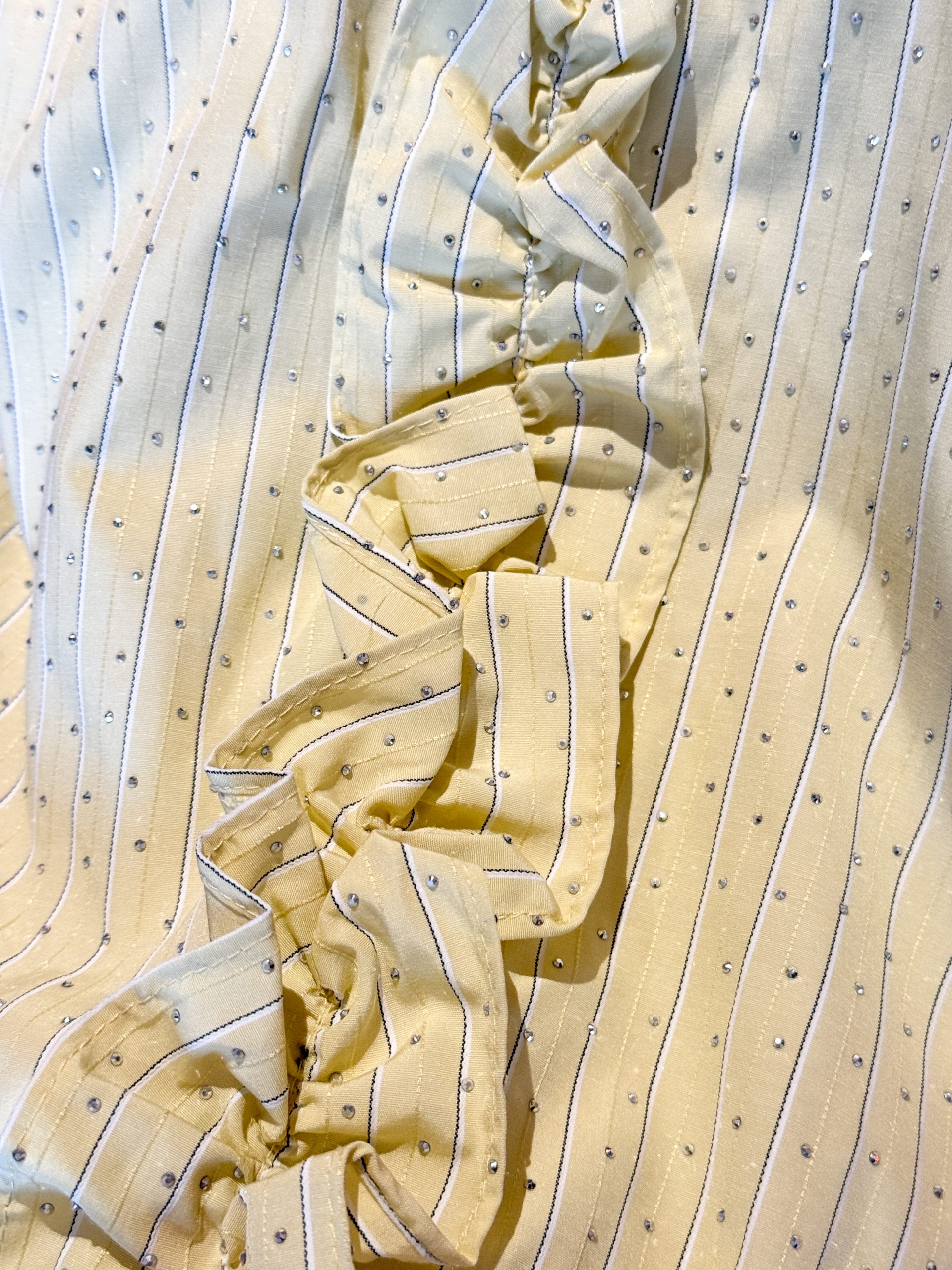 Vava Collar Top in Yellow - Image 4