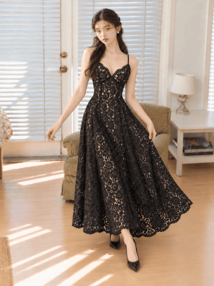 Violetta Maxi Dress in Black (Backorder)